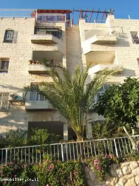Tel Aviv a los pies del mar
