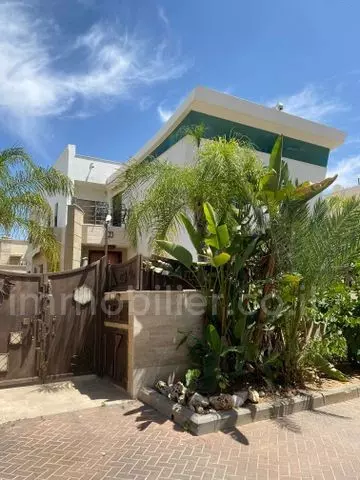 Villa con piscina!