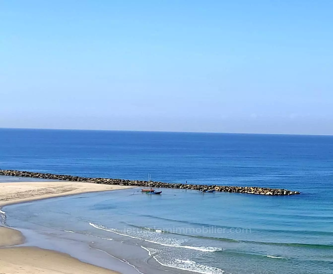 En venta – Excepcional apartamento Rav Kook, Netanya