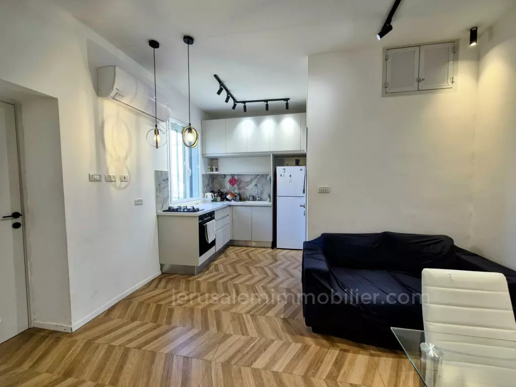 Vivir en Nahlaot: encanto, luz y potencial de inversión en el corazón de Jerusalén - JERUSALEM REAL ESTATE 026786595