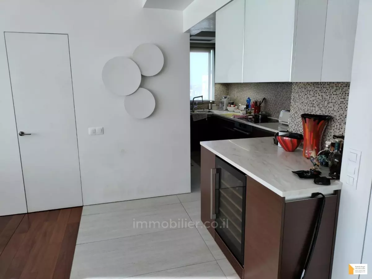 con terraza,tranquilo,Balcón con vista al mar,Cerca del mar,Vista al mar,¡No se lo puede perder!,agradable,luminoso,Espléndido,Renovado,Proyecto de calidad