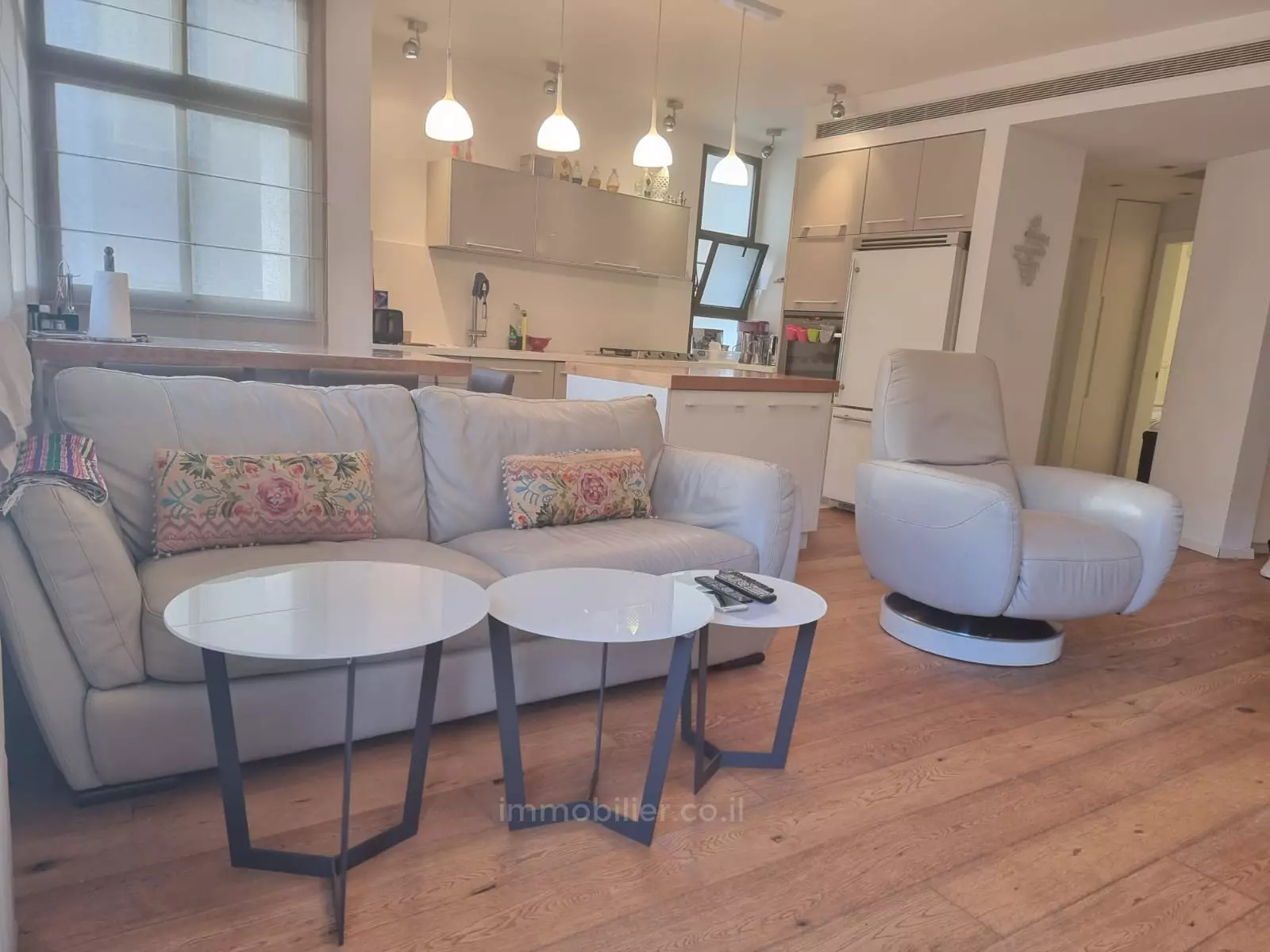 ¡No perderse! Apartamento espacioso, renovado y luminoso en barrio tranquilo