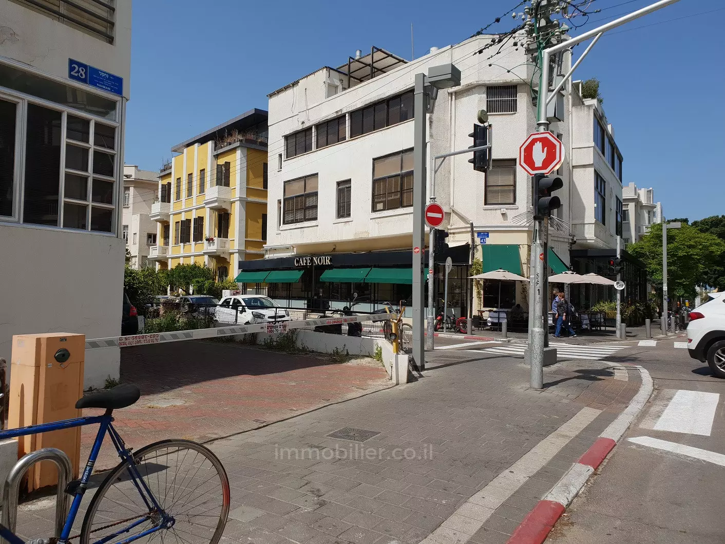Edificio nuevo estilo Bauhaus a 15 min del mar situado en el corazón de Tel Aviv - 3 habitaciones espaciosas, 2 baños