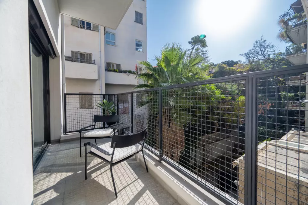 Magnífico dúplex renovado con mucho encanto, estilo loft, barrio Shenkin, ascensor con 2 balcones, edificio reciente