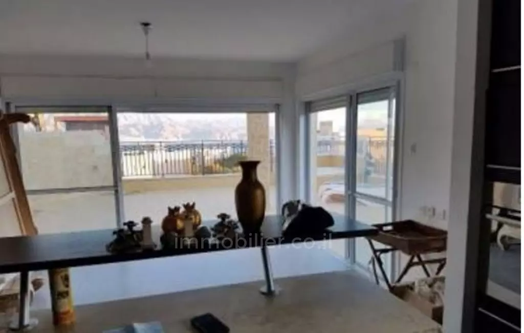 Ático 4 habitaciones con terraza - Planta alta con vista - Cerca del mar - ¡Gran oportunidad!