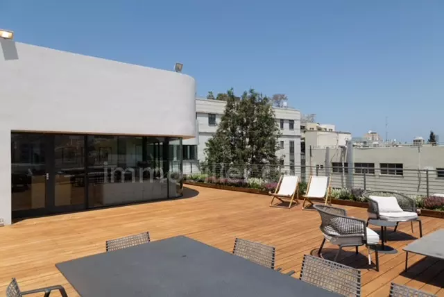Ático excepcional en edificio de prestigio
