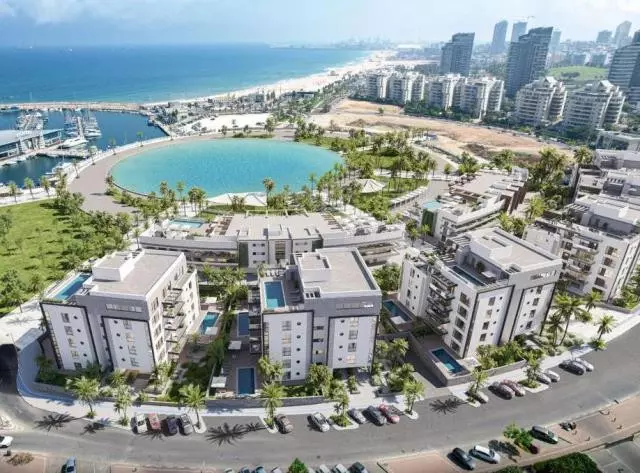 con terraza,en un hermoso edificio,En el centro,Buena ubicación,Lujoso,Cerca del mar,bien arreglado,luminoso,en un edificio nuevo,nuevo,espacioso,Jardín grande,Espléndido,Proyecto de calidad