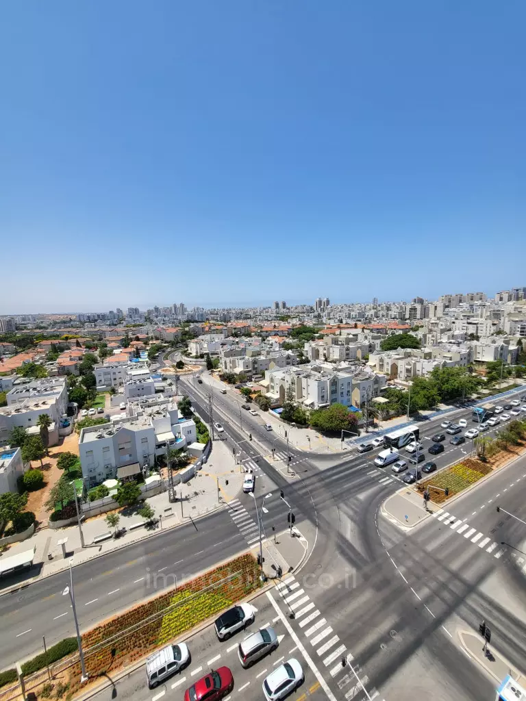 Exclusiva en venta cerca de City Ashdod