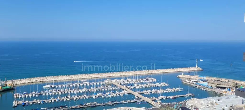 Magnífico 4 habitaciones en venta, renovado por arquitecto, vista mar completa, Marina, Ashkelon