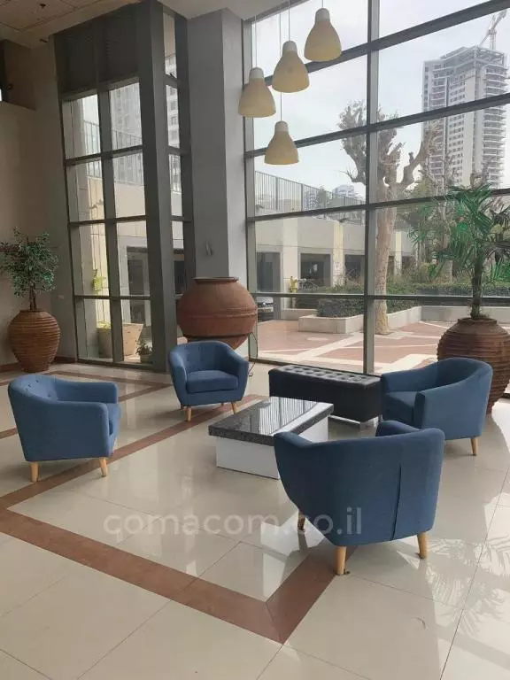 Apartamento con terraza, buena ubicación, alto standing, lujoso, vista al mar, magnífico apartamento