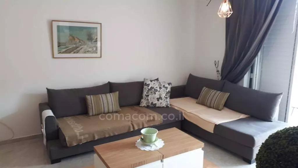 Apartamento con terraza, balcón vista al mar, buena ubicación, hermoso apartamento