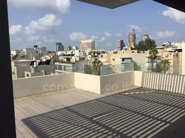 con terraza,en un hermoso edificio,En el centro,Buena ubicación,Grande,Cerca del mar,bien arreglado,espacioso,Departamento bonito,Espléndido