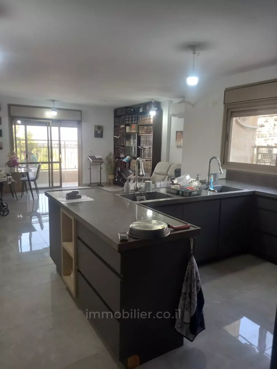 Apartamento nuevo de 3 habitaciones 112m² - Bayit Vegan, Jerusalén