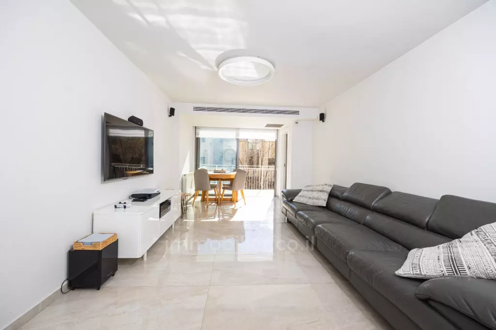 Kiryat Yovel - Pinuy Binuy