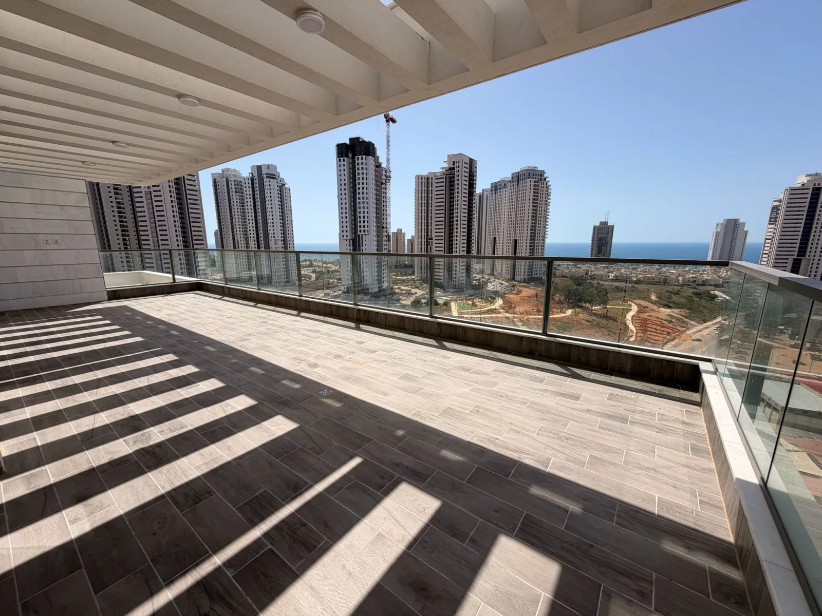 Soberbio mini-ático con vista al mar