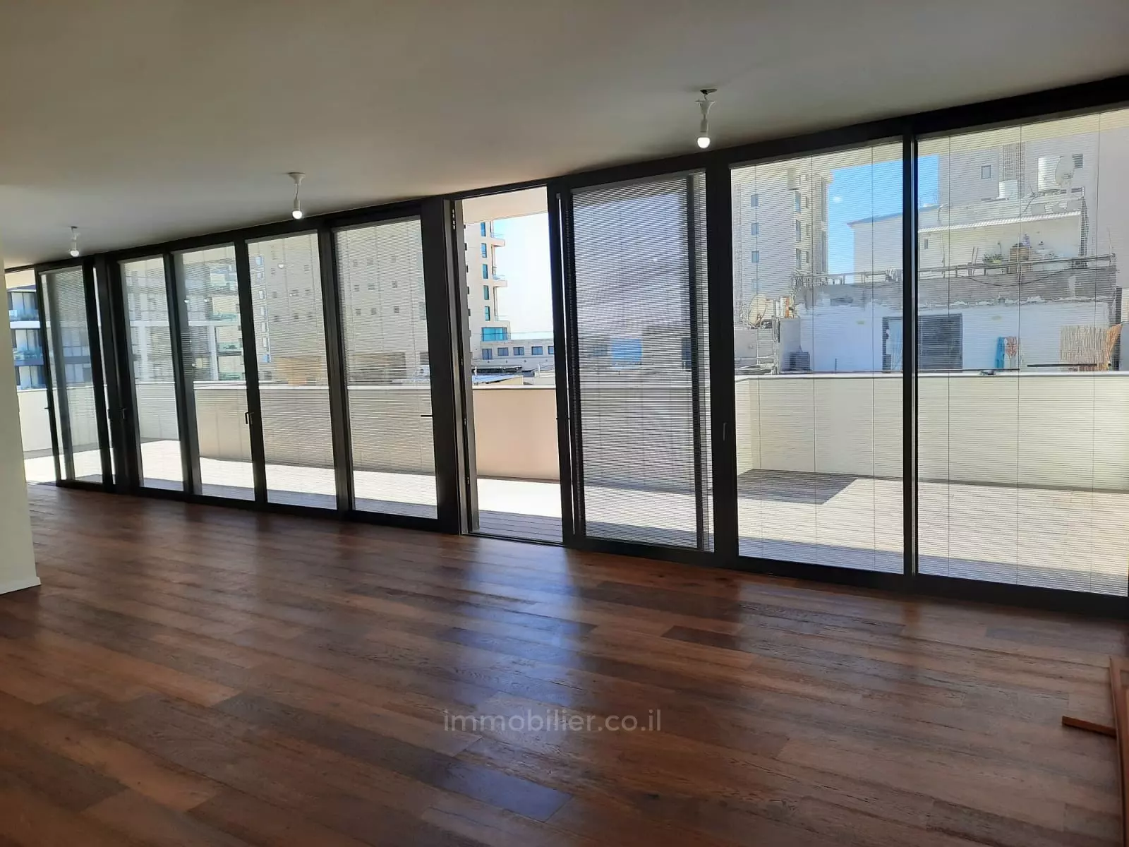 Ático de Gran Lujo - Edificio Protegido - Vista al Mar
