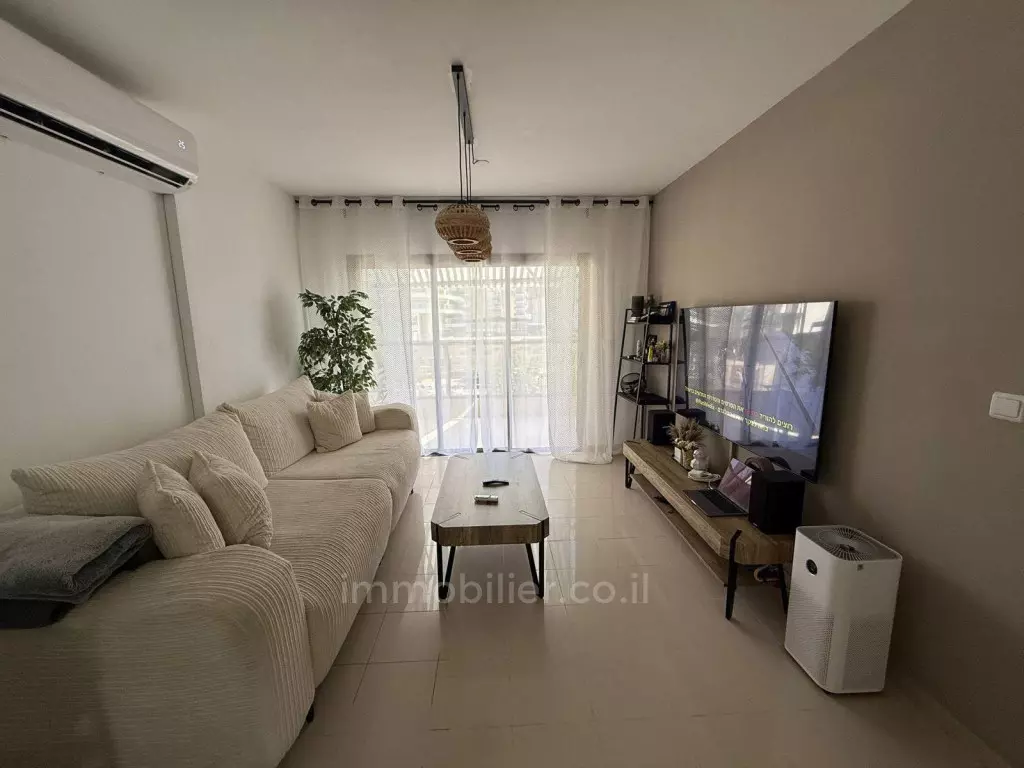Piso de 3 habitaciones en la marina de Ashkelon