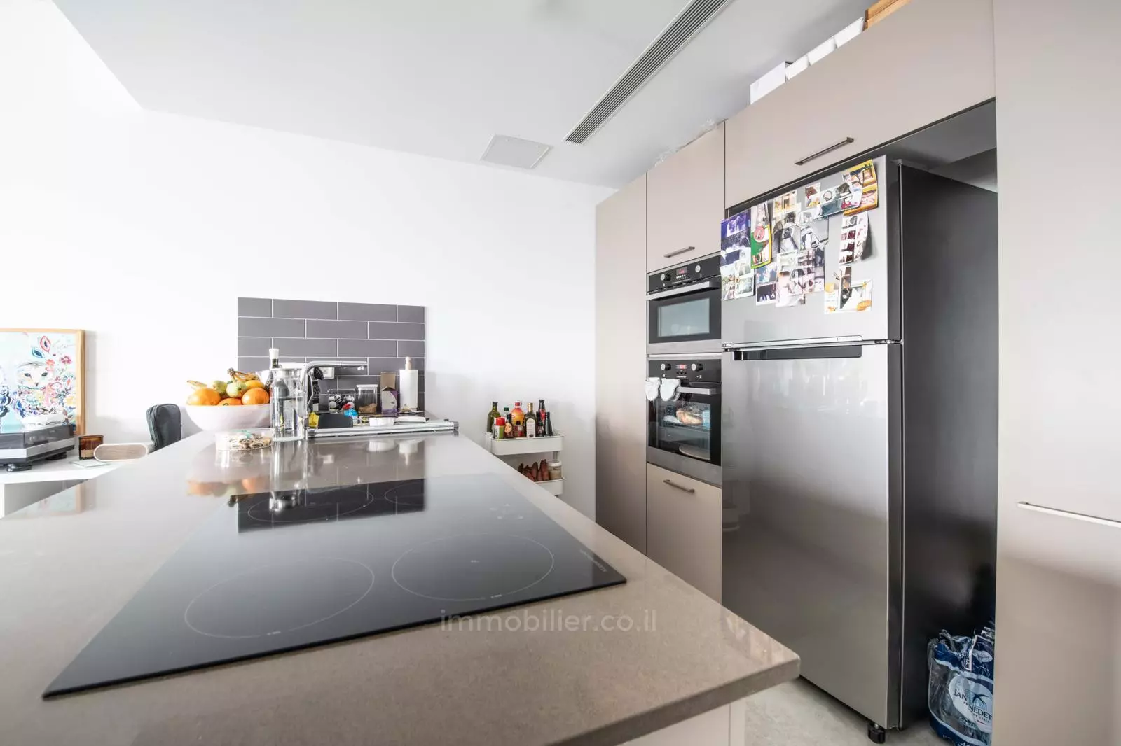 EXCLUSIVA – CALLE TCHERNICHOVSKY, PROYECTO BEZALEL, ZONA SHENKIN