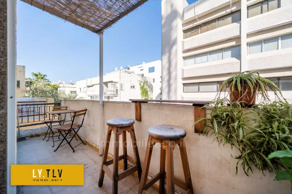 Soberbio apartamento de 2 habitaciones en venta a dos pasos del mar y de Dizengoff