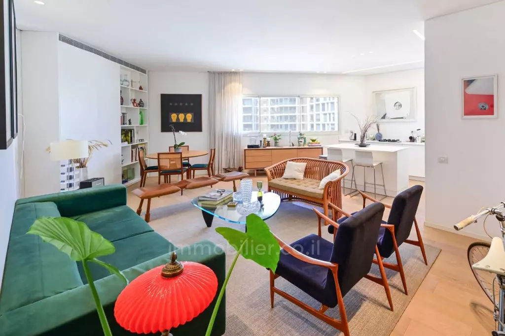 PENTHOUSE DÚPLEX EN VENTA EN LA CALLE KING GEORGE A DOS PASOS DEL SHOUK HACARMEL