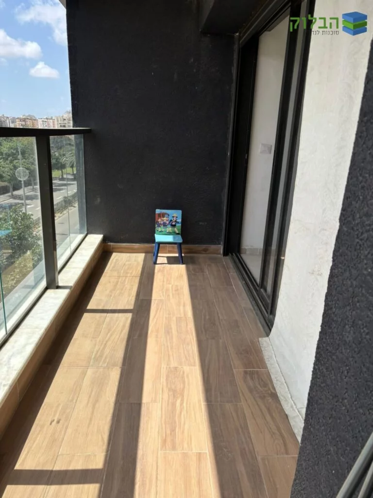 Appartement 4 pièces | Mamad | Quartier Revivim à Rishon LeZion